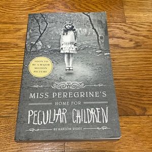 Miss Peregrine’s Home For Peculiar Children by Ransom Riggs Paperback Book